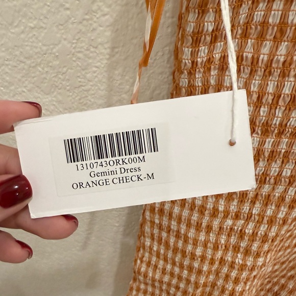 Reformation Gemini Dress - Picture 2 of 9